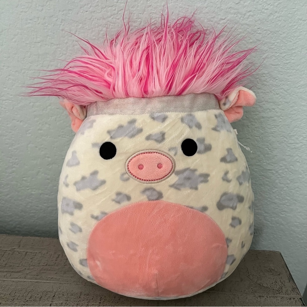 Squishmallow Rosie the Pig